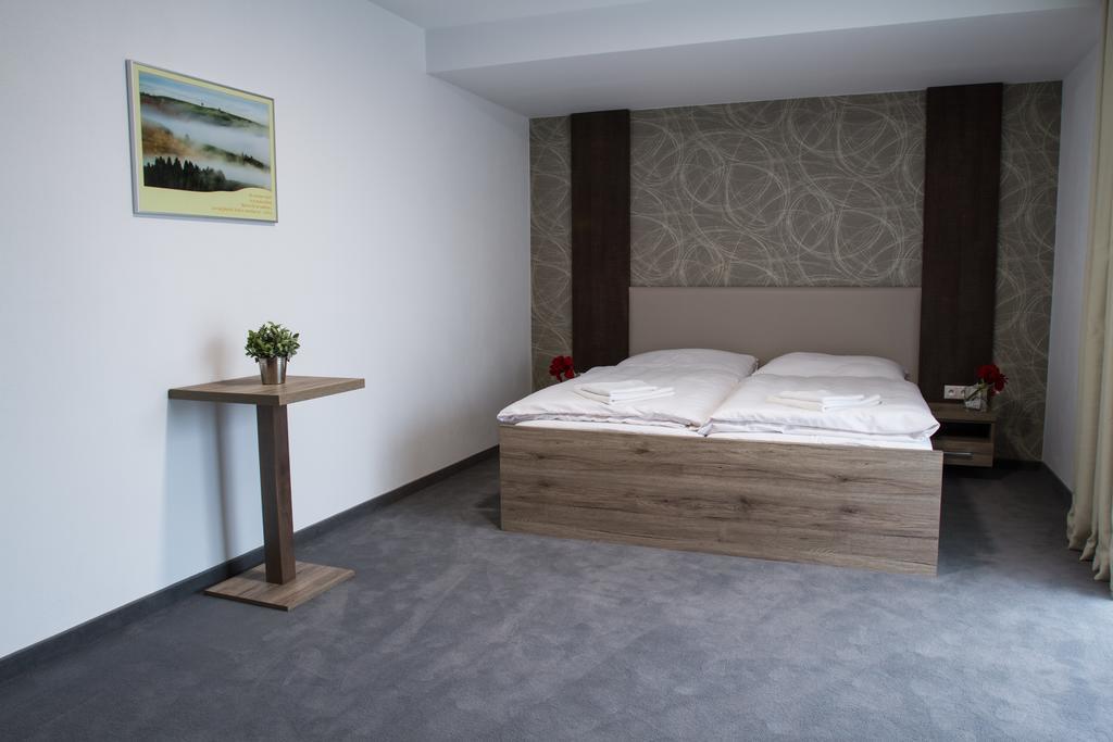 Guest House Frizzante Turčianske Teplice Quarto foto