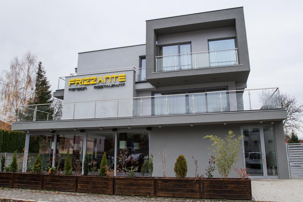 Guest House Frizzante Turčianske Teplice Exterior foto